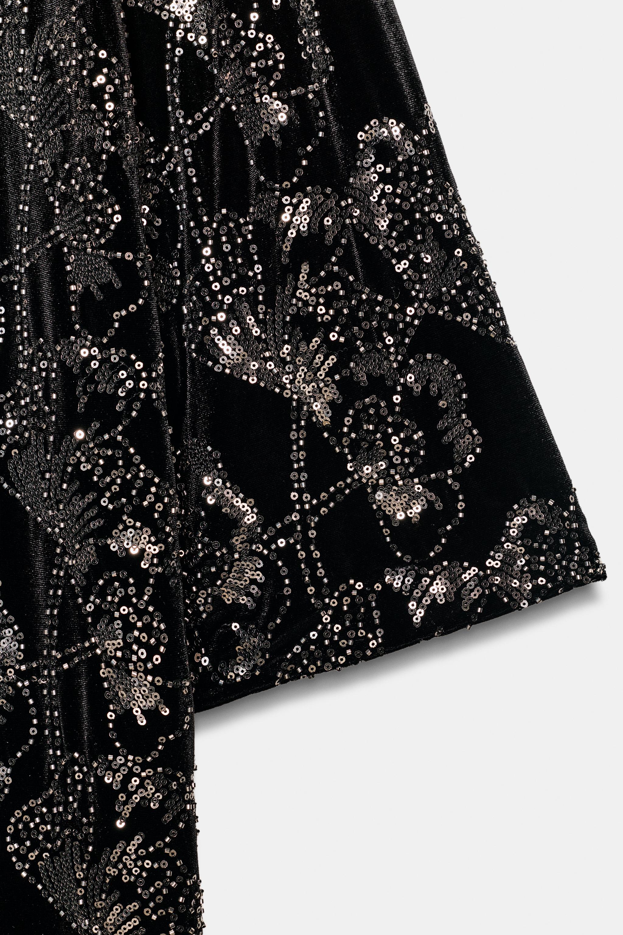 VELVET SEQUIN BEADED COAT